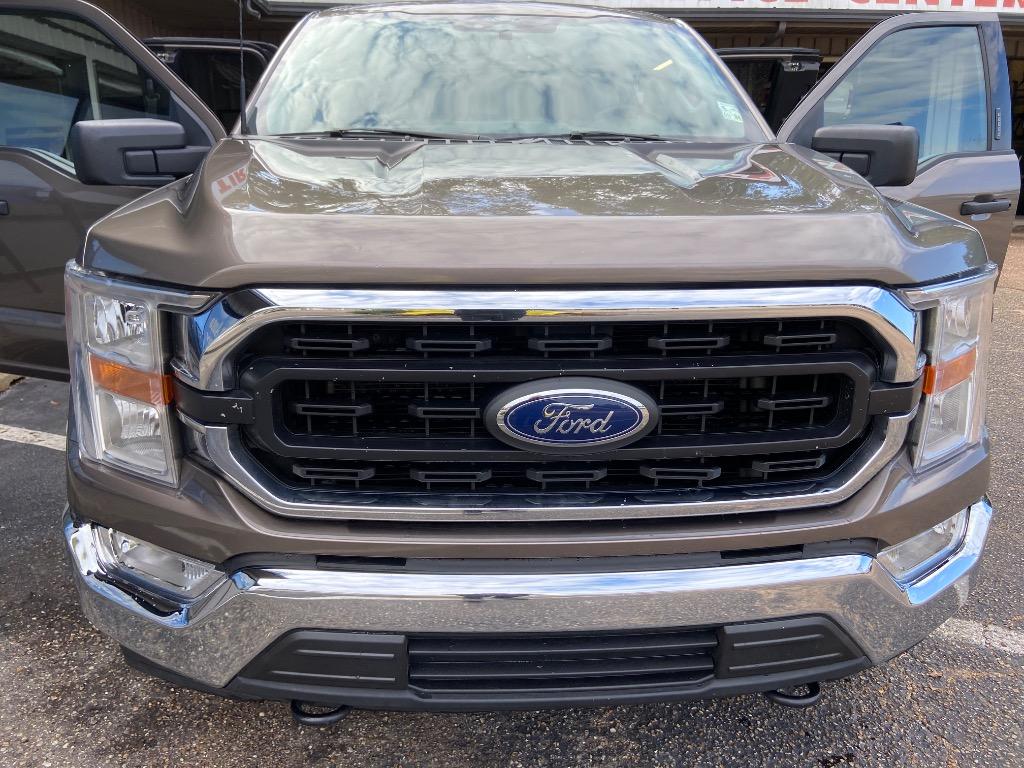 2022 Ford F-150 XLT's photo